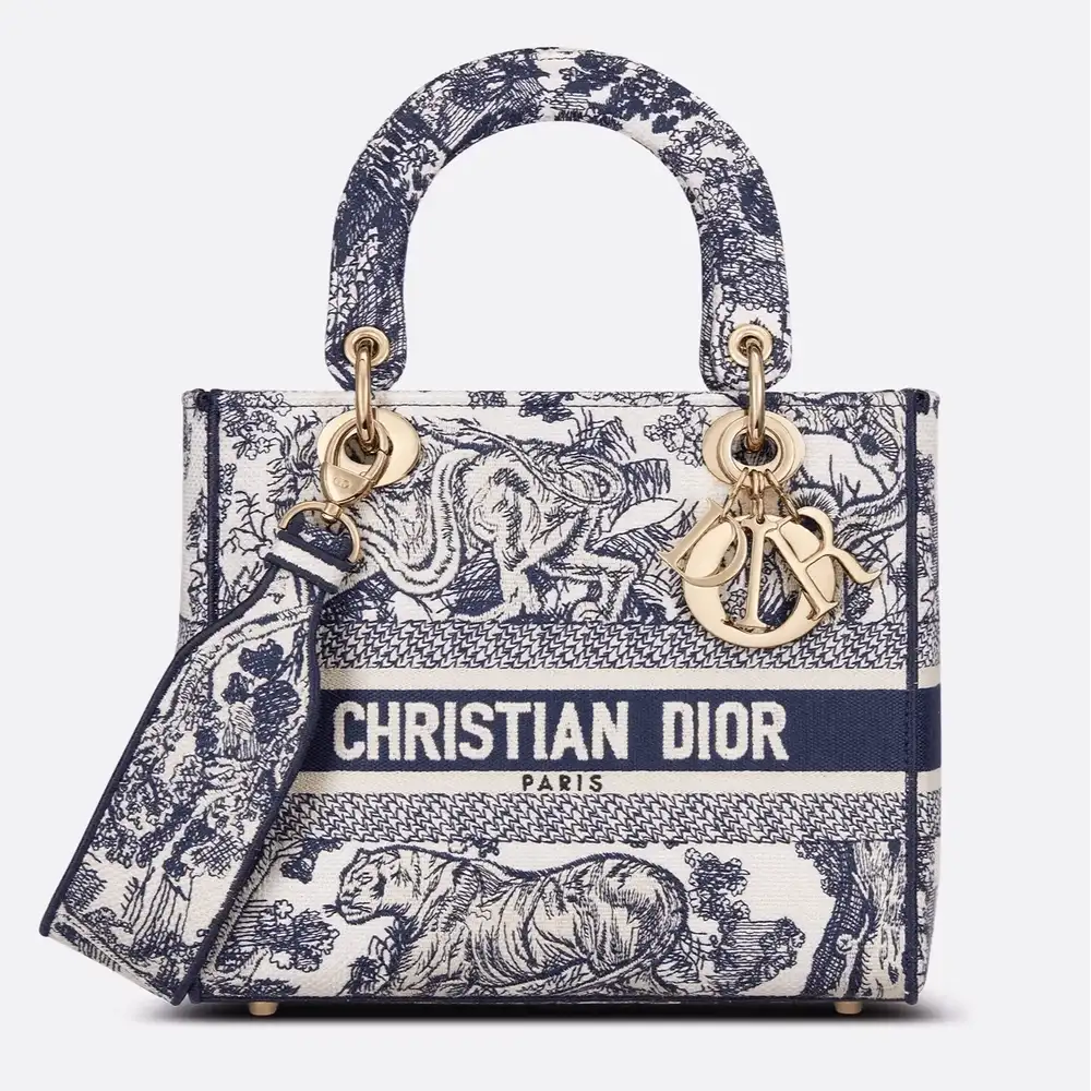 Medium Lady D Lite Bag x Toile de Jouy Embroidery Blue