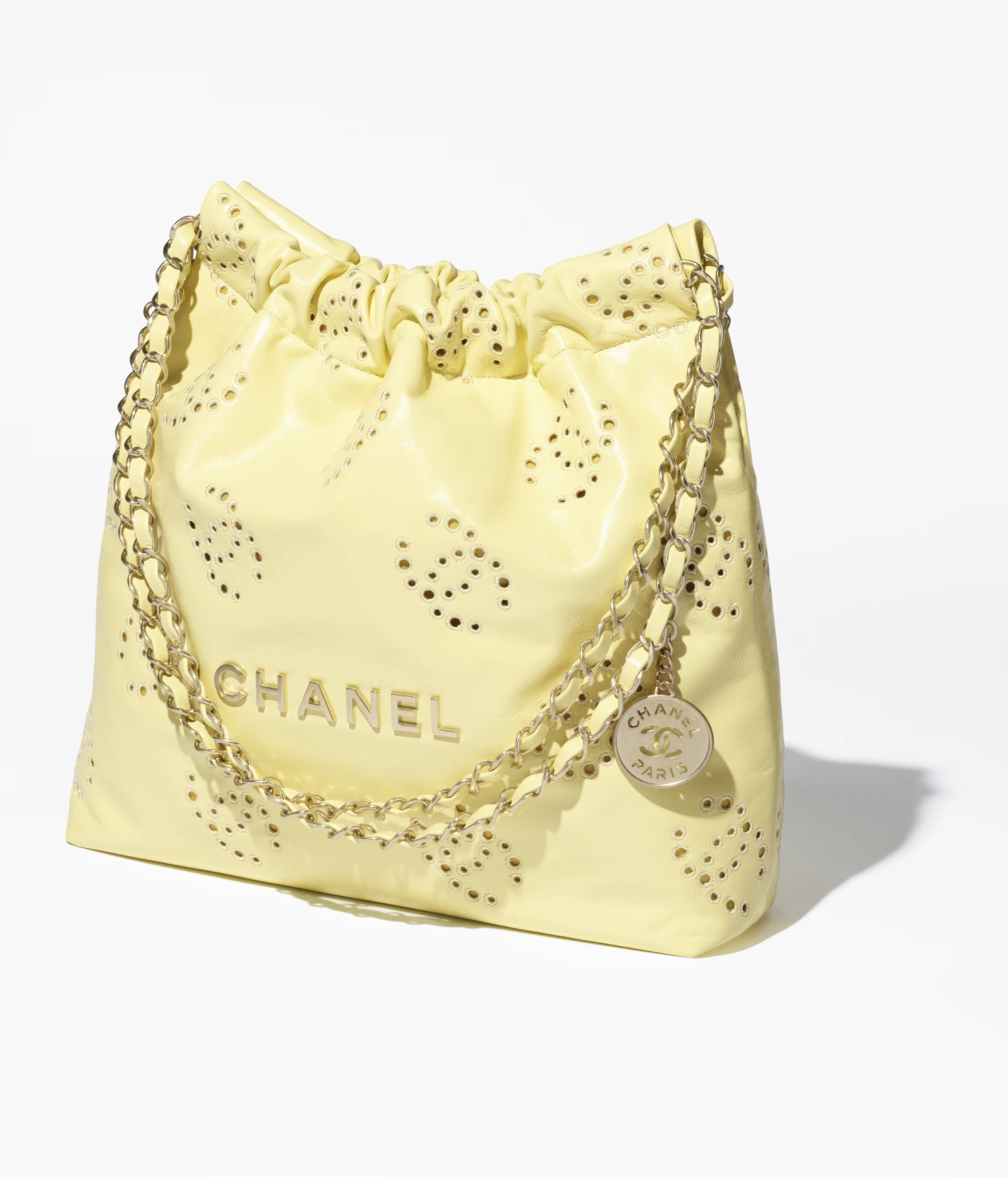 9. AS3260B19648NAAUK Chanel chanel 22 small handbag shiny calfskin gold tone metal