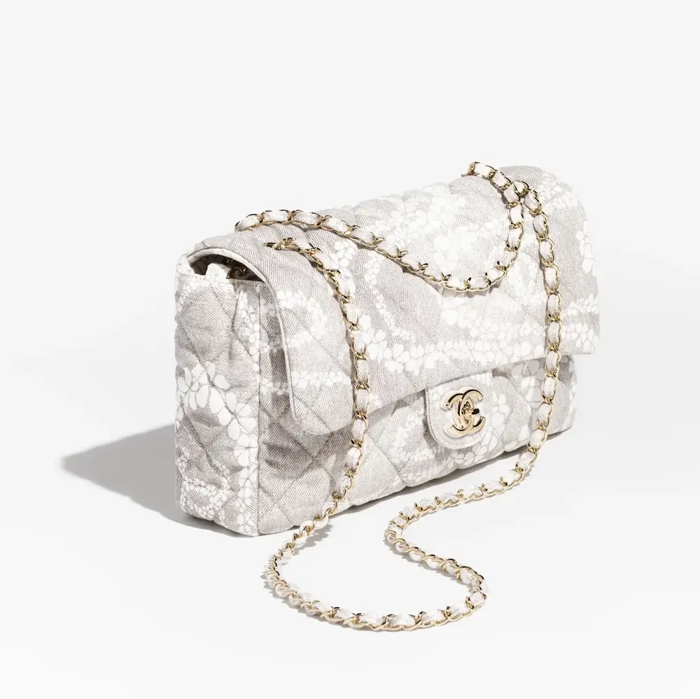 6. Chanel Maxi Flap Bag AS5430B19988NADPC