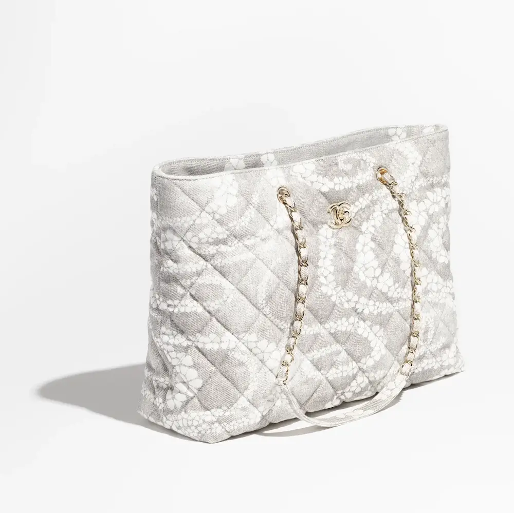 9. Chanel Shopping Bag AS5429B19988NADPC