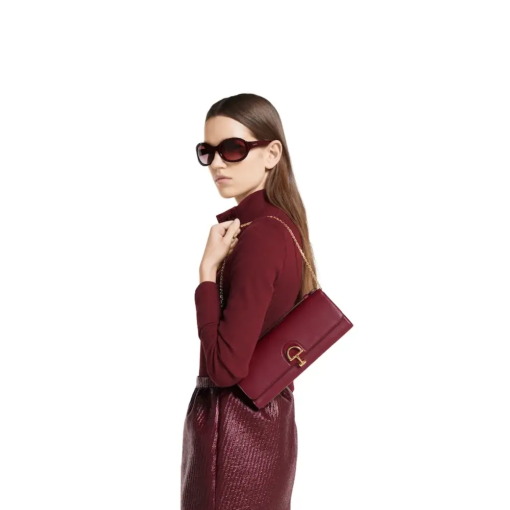 Gucci 73 clutch Black smooth leather model shoulder carry