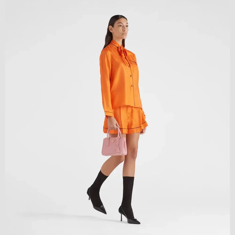 Prada Galleria Saffiano mini bag model hand carry