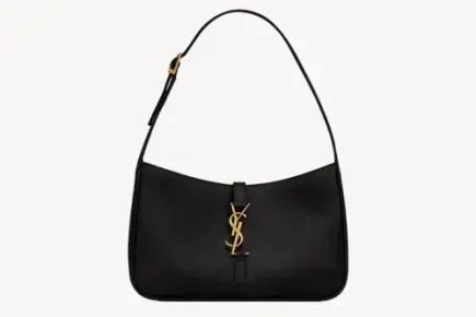 Saint Laurent Le 5 À 7 In Smooth Leather Noir Featured image