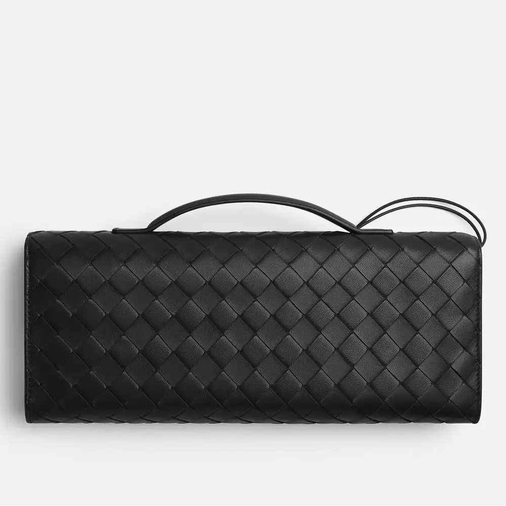Bottega Veneta Andiamo Clutch Black Interior pockets 3
