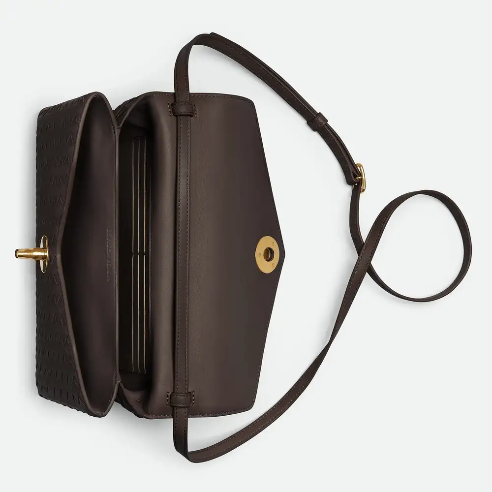 Bottega Veneta Knot Lock Bag Fondant Interior pockets