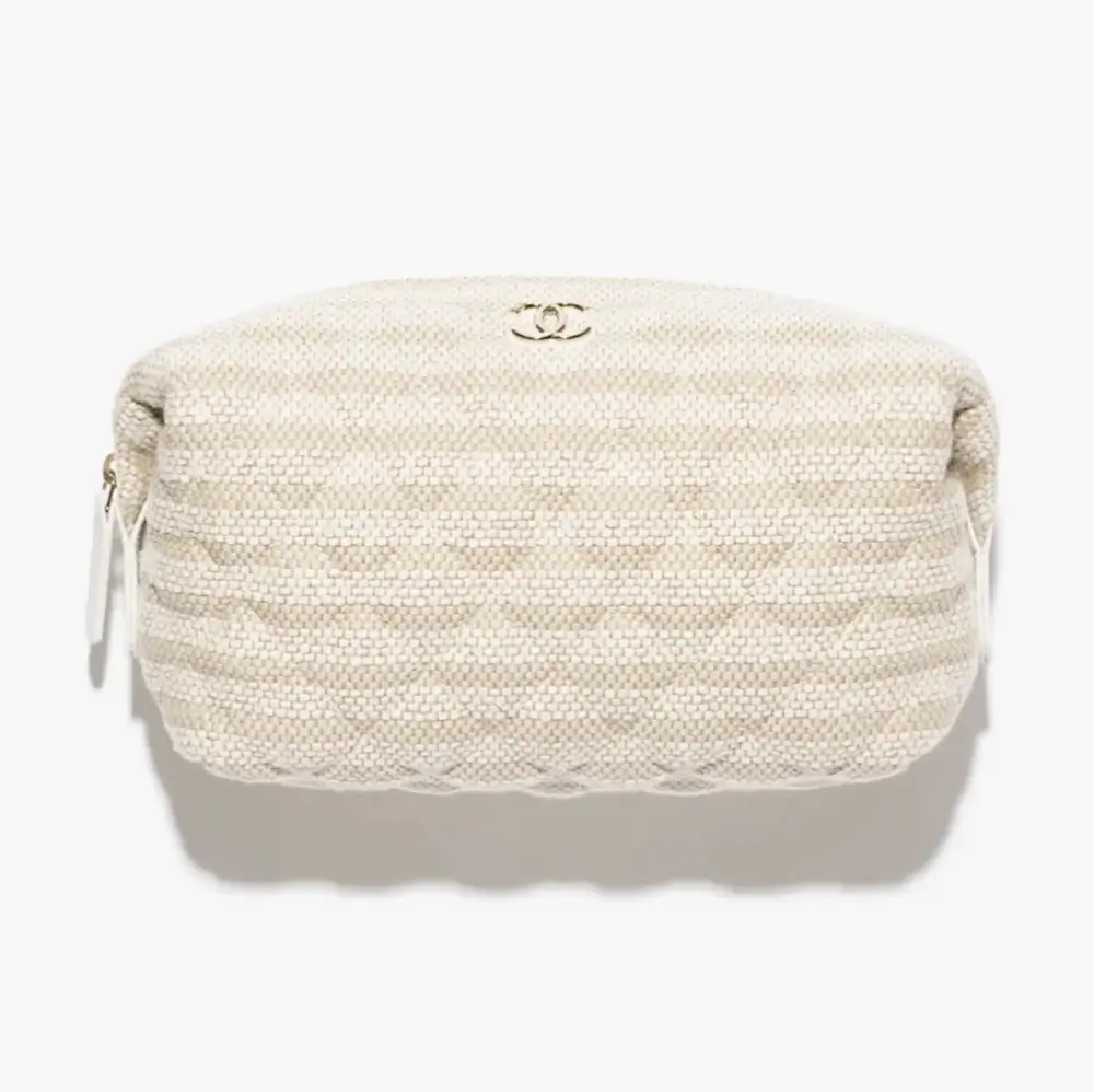 Chanel zipped case printed fabric gold tone metal AP4990B22657U5179