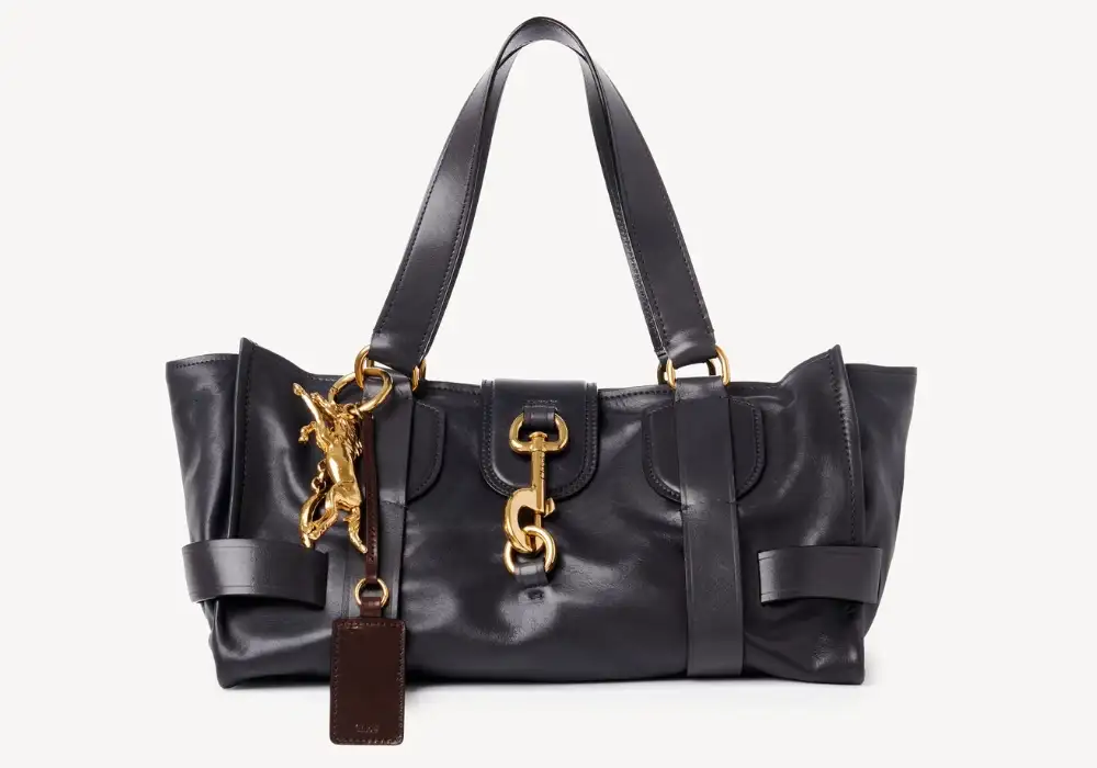 Chloe Kerala 25 Handbag In Soft Leather Black Navy Front image