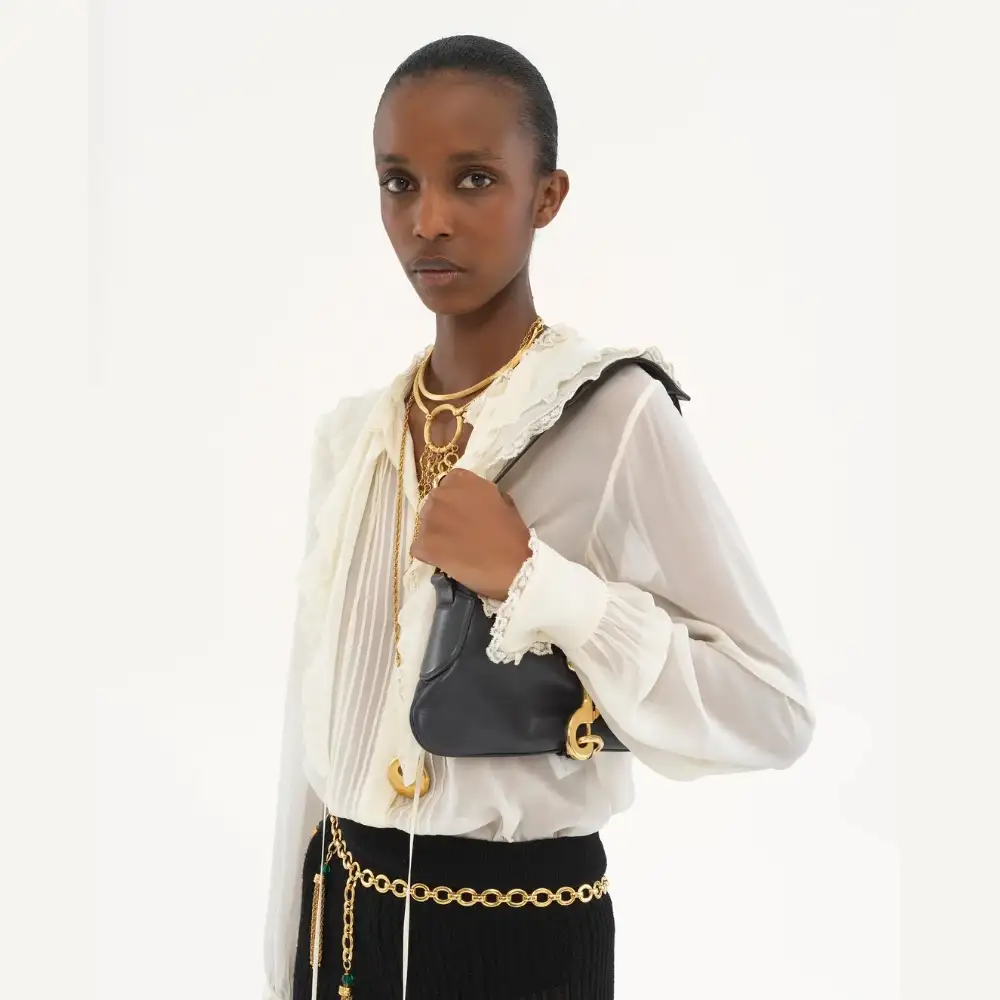 Chloe Kerala 25 Shoulder Bag Model Shoulder Carry