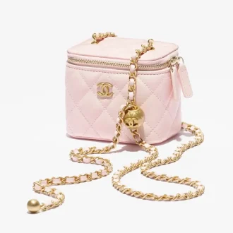 chanel small vanity with chain shiny lambskin gold tone metal AP1447B18602NH620