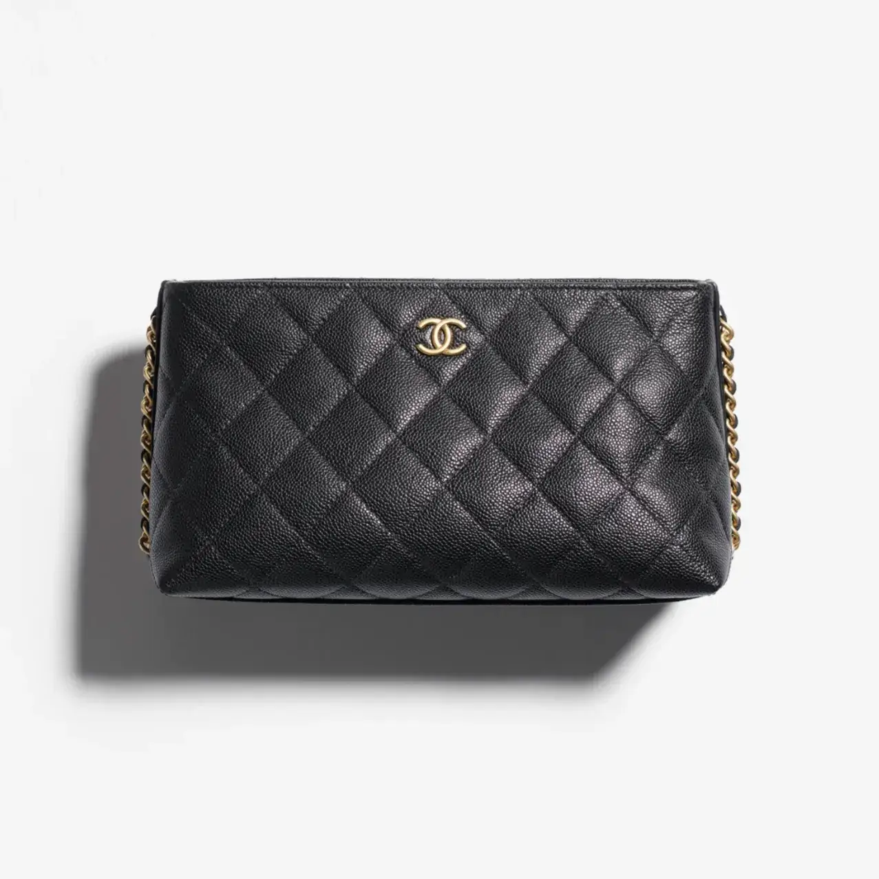 Chanel pouch grained shiny calfskin gold tone metal AP4700B2073094305