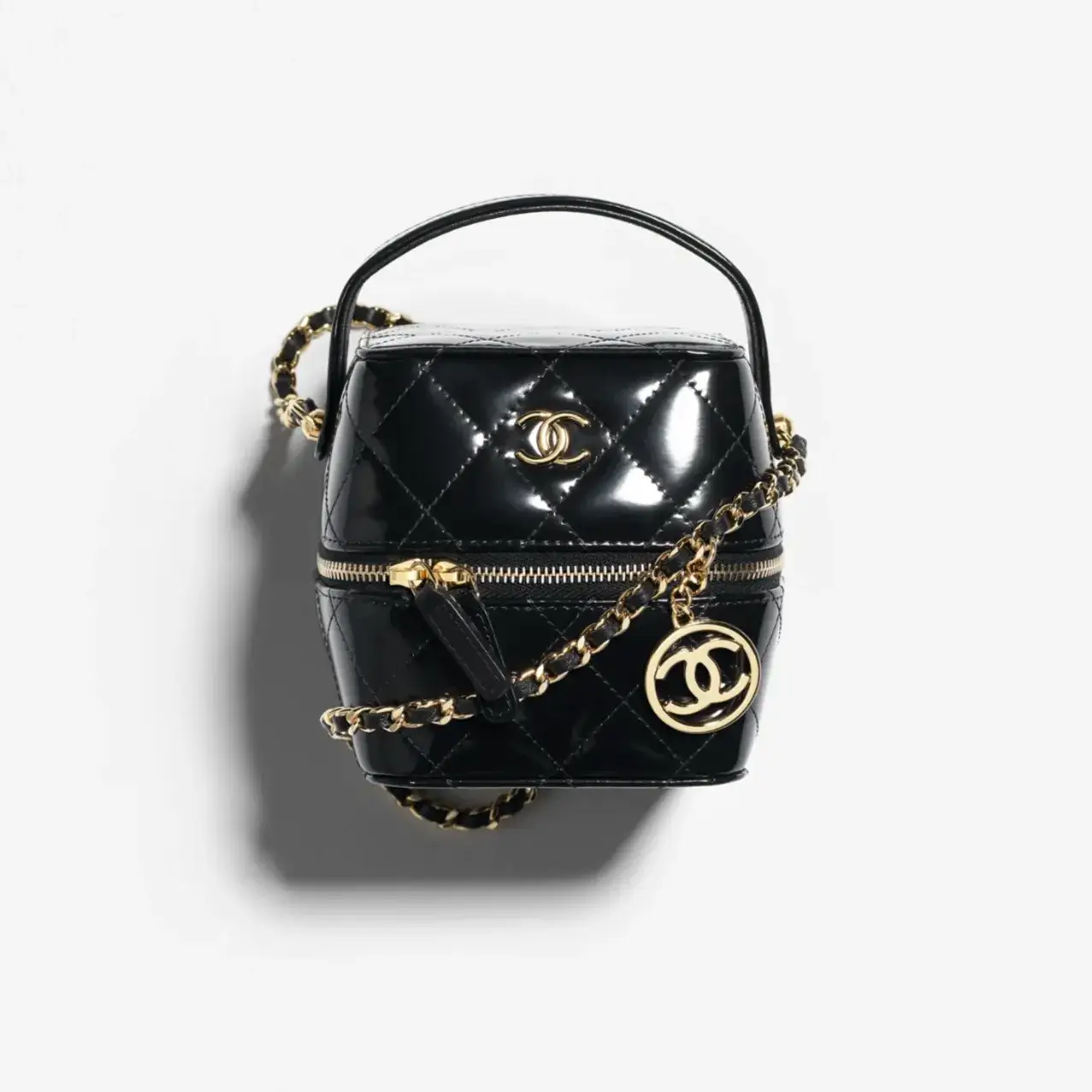 Chanel vanity with chain shiny calfskin gold tone metal AP4691B2071194305