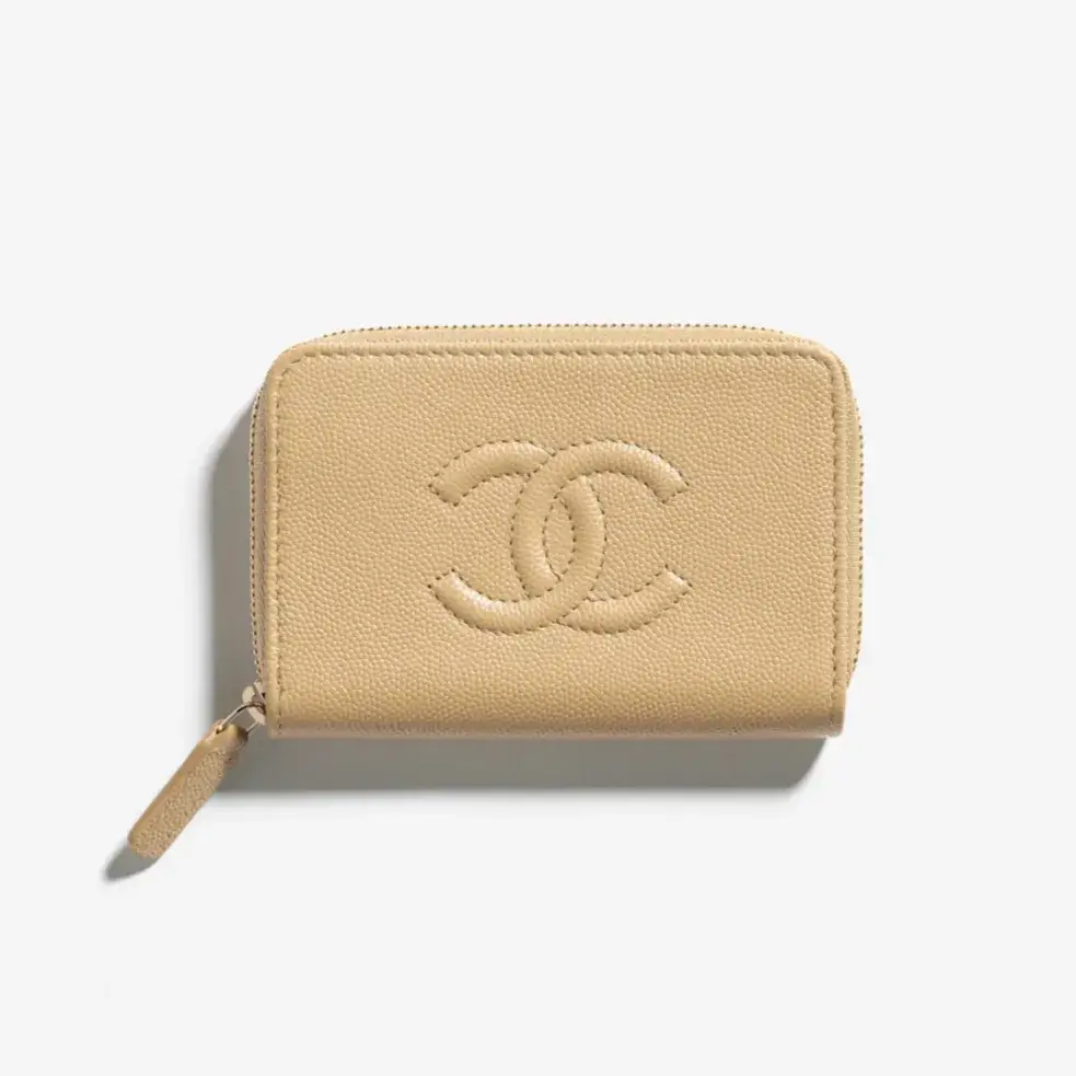 Chanel zipped coin purse grained shiny calfskin gold tone metal AP4658B20633U1111