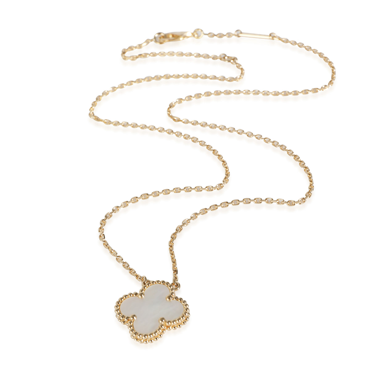 Alhambra Mother Of Pearl Pendant in 18k Yellow Gold