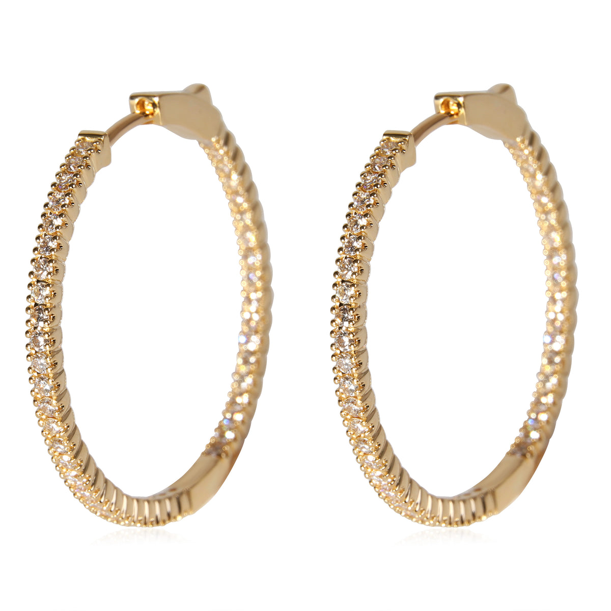 Diamond Inside Out Hoop Earring in 18k Yellow Gold (1.03 CTW)